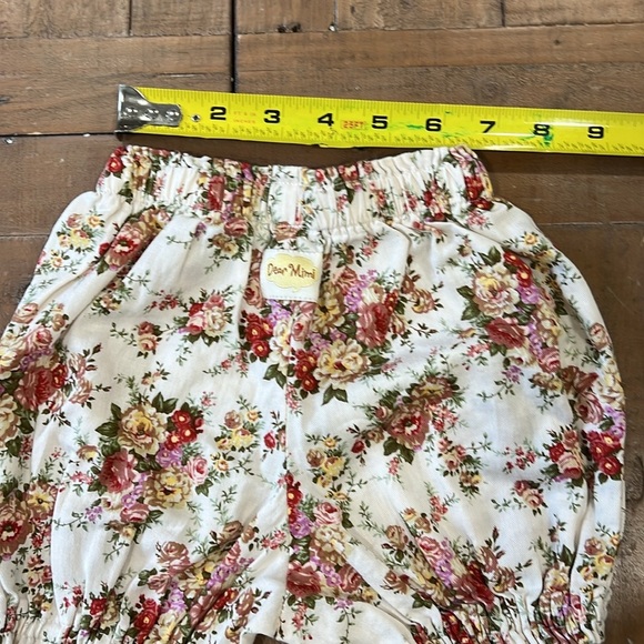 Dear Mimi floral swing top and short set - Picture 10 of 12